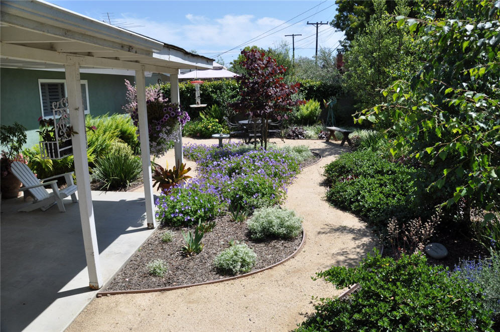 Curved Path in the Retreat