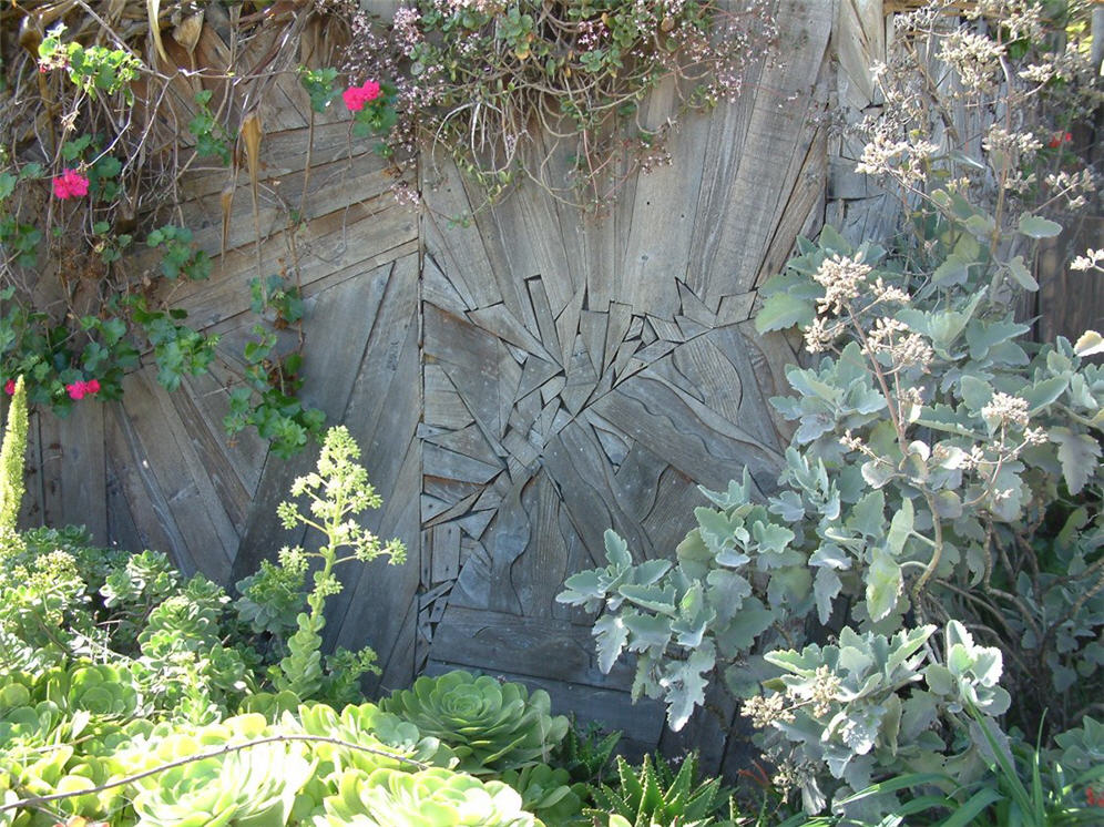 Puzzle Piece Fence